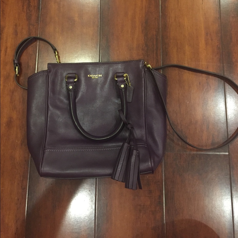 Coach cross body purse.