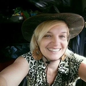 Meet your Posher, Maria