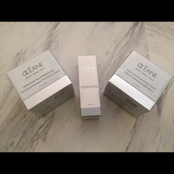Oceane Cosmetics - White Pearl Collection - Picture 2 of 3