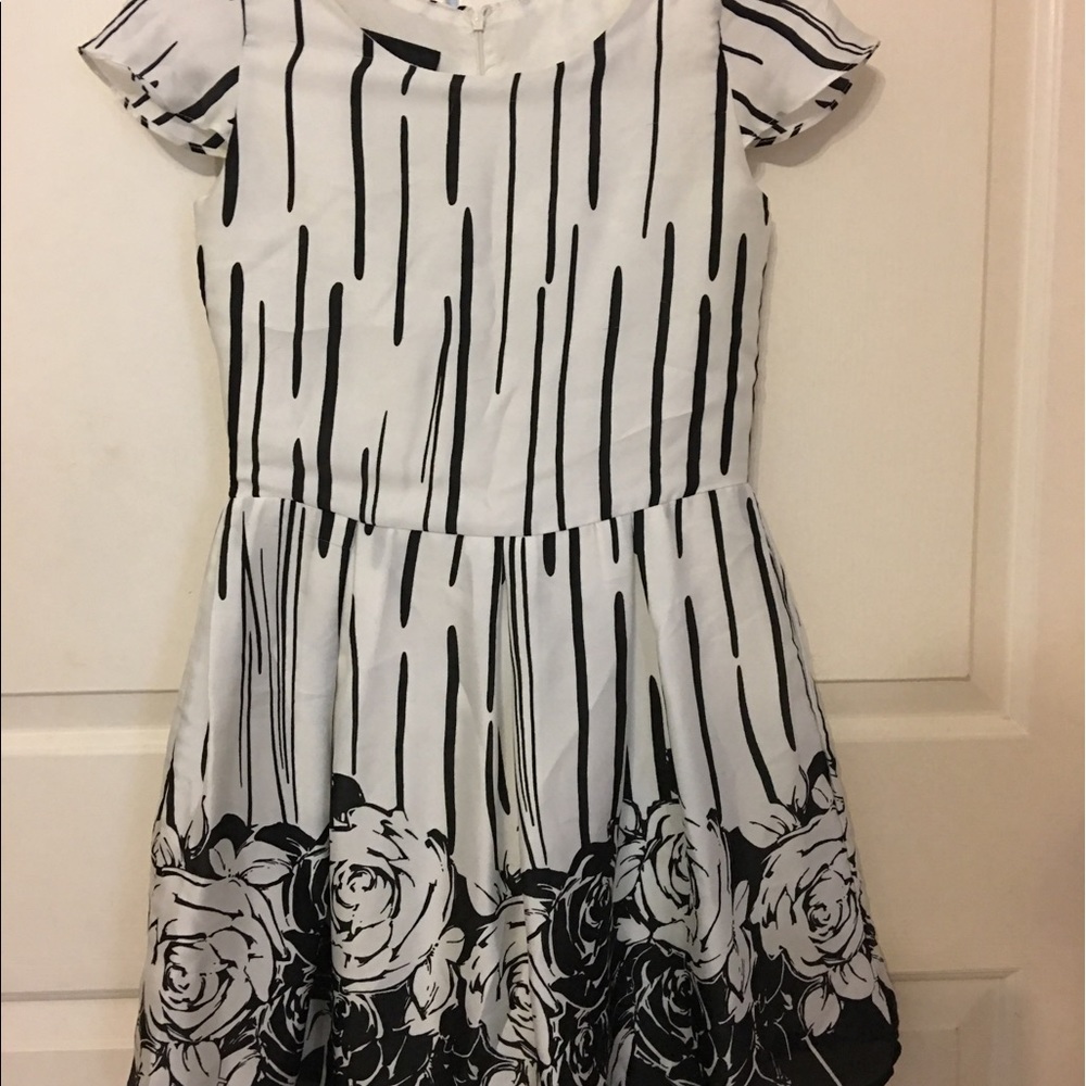 Black and white floral girls dress