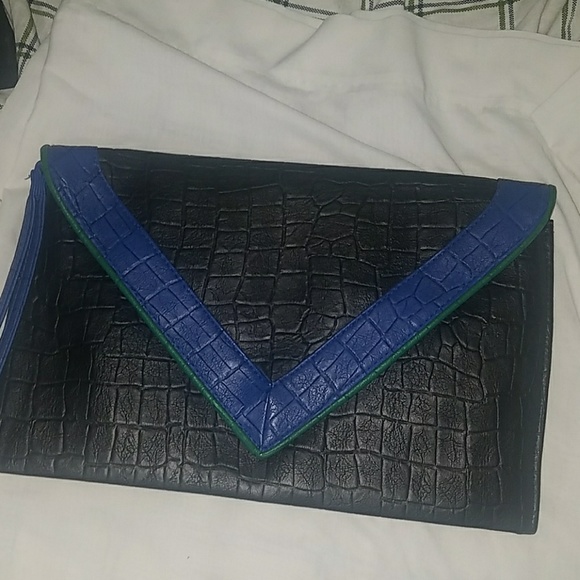 Clutch - Picture 1 of 1