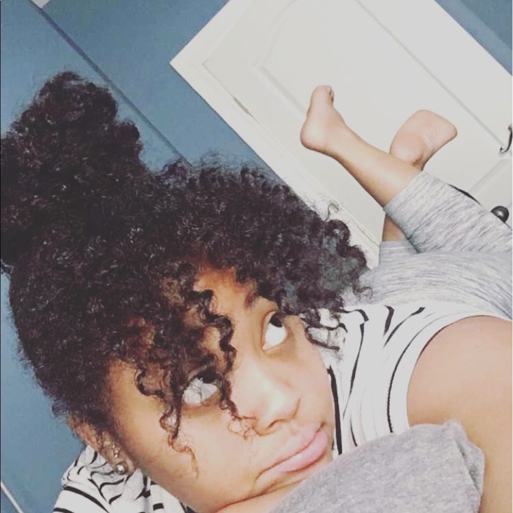 😵Donating some items soon 😵