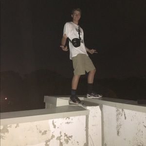 Meet your Posher, Sam