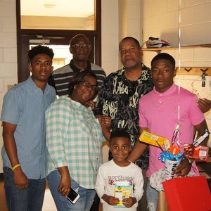 Meet your Posher, Roneka