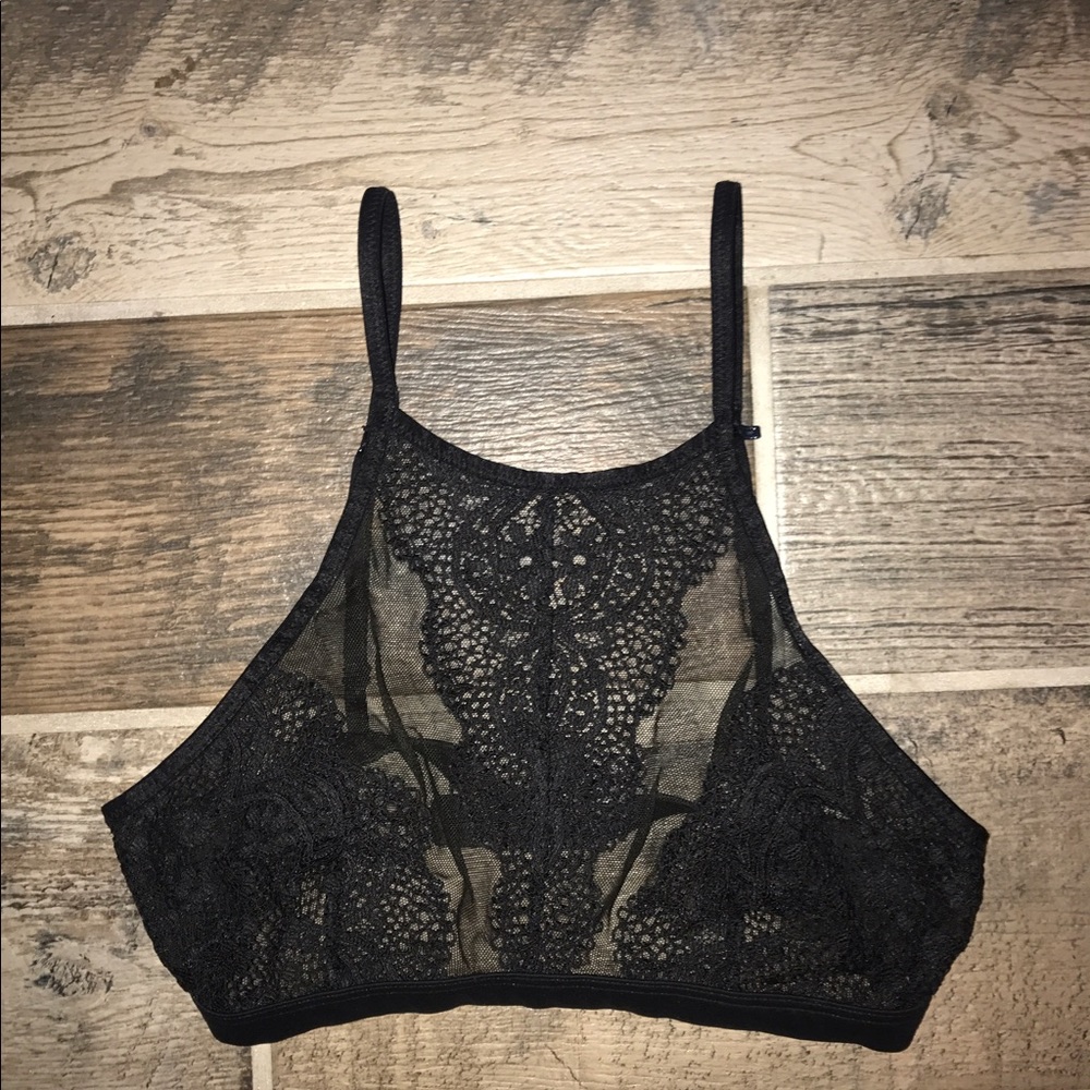 Very sexy high neck lace bralette in black M
