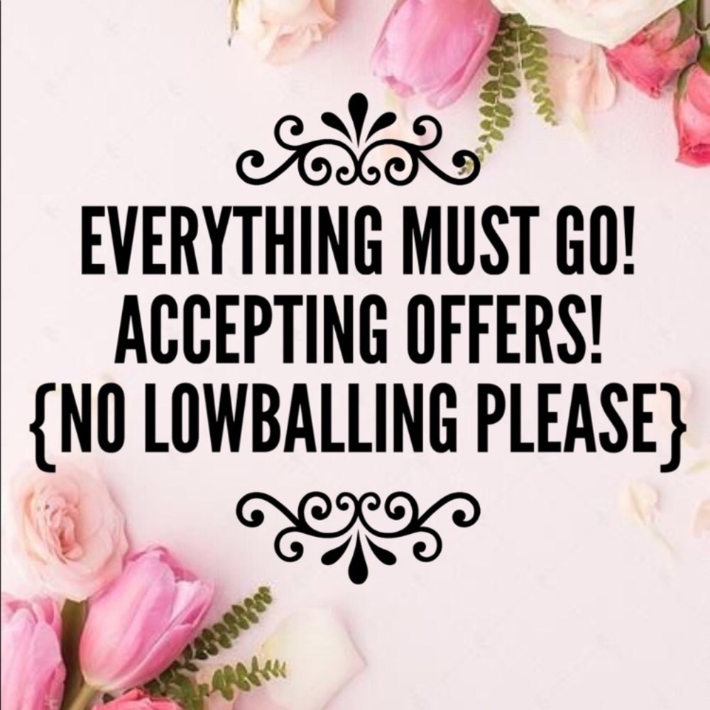 MAKE ME AN OFFER💞 everything must go!!