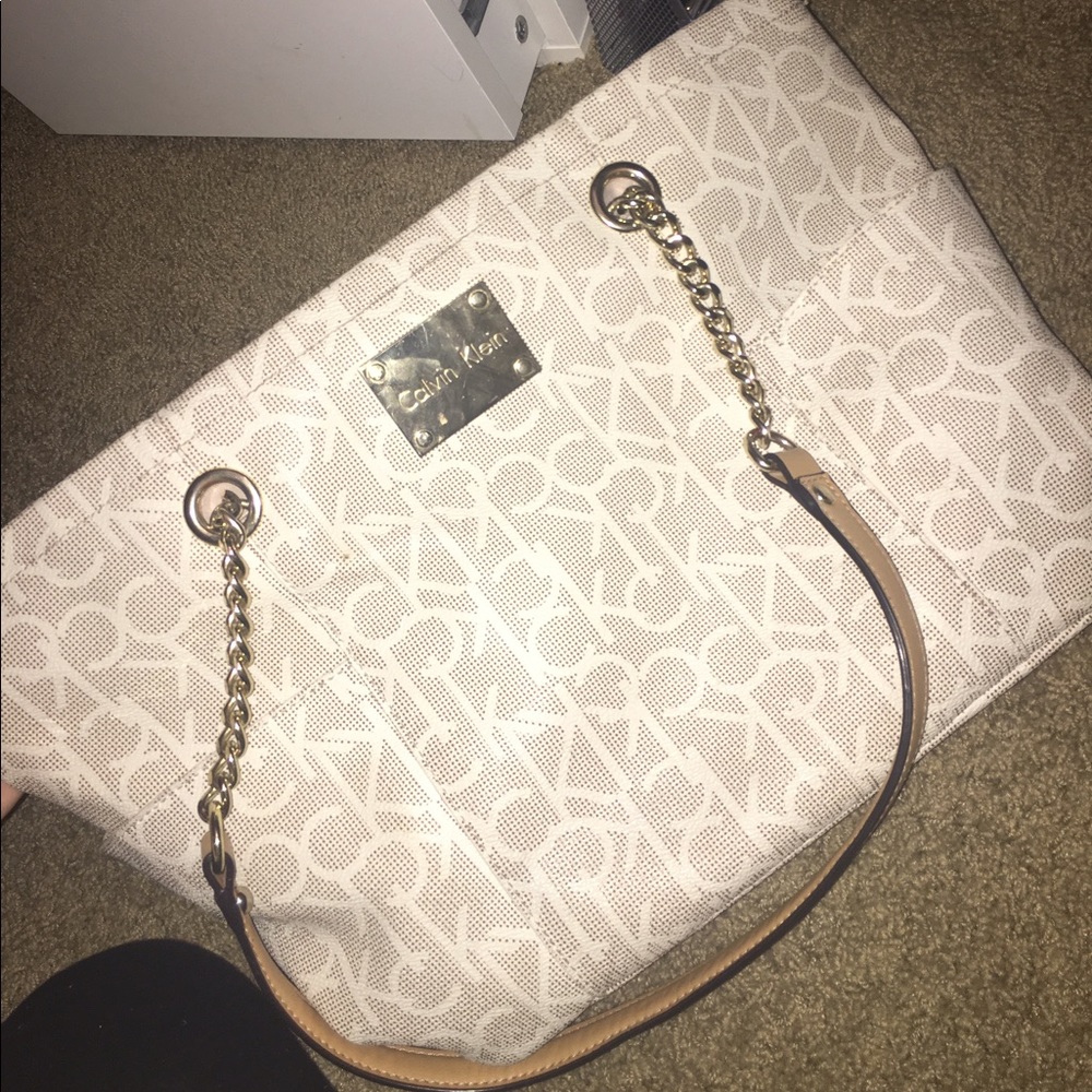 💓CUTE CALVIN BAG GREAT CONDITION 💓