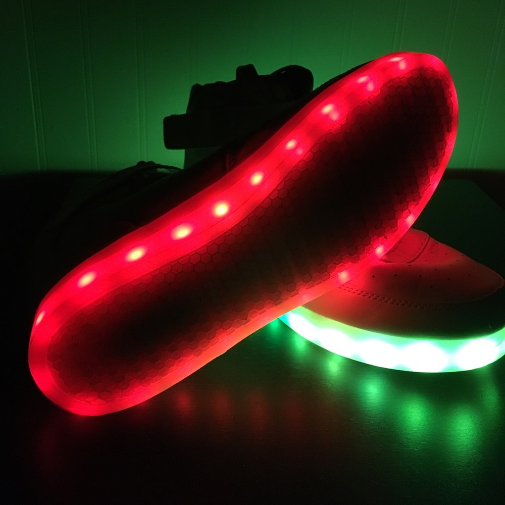 Led light up sneakers 🔥