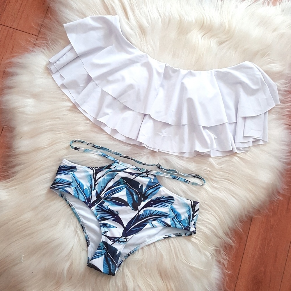 NEW flounce bardot swimsuit - Picture 2 of 7