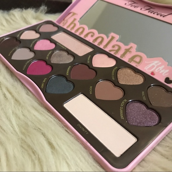 Too Faced Chocolate Bon Bons Palette - Picture 3 of 4