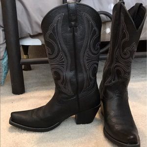 Ariat western style boot