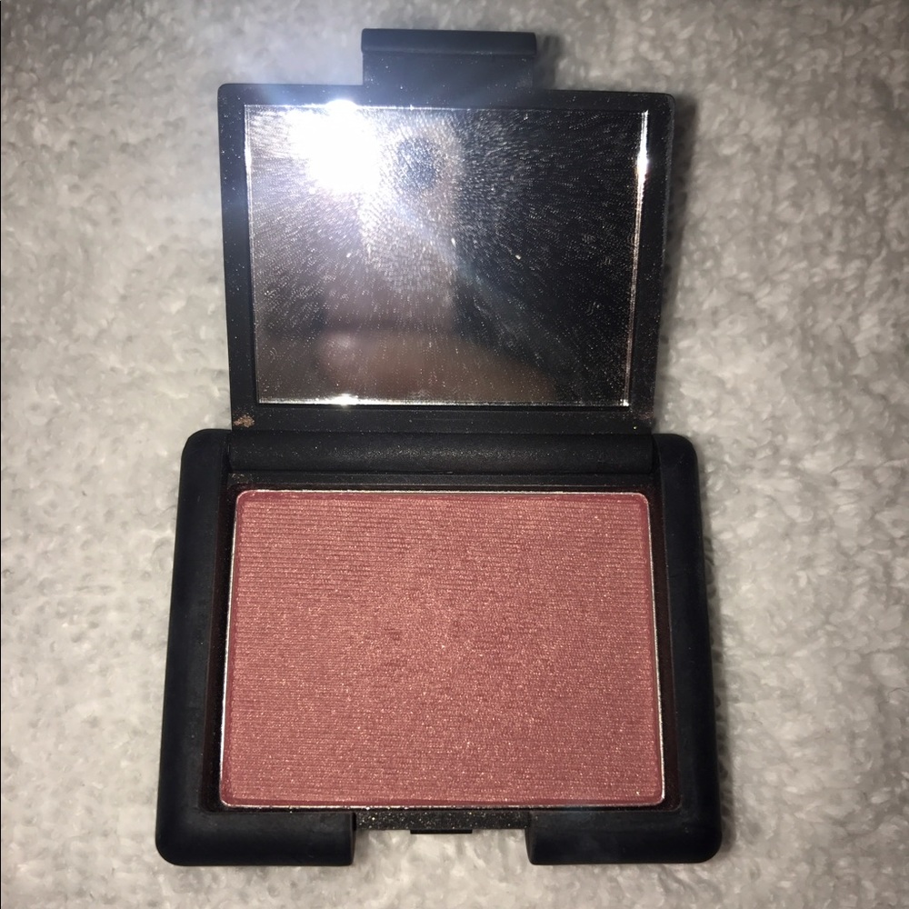 NARS mini blush - Picture 2 of 3