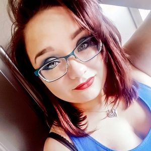 Meet your Posher, Karin