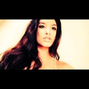 Meet your Posher, Bella