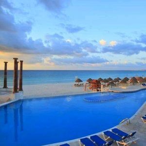 Meet your Posher, Kendra