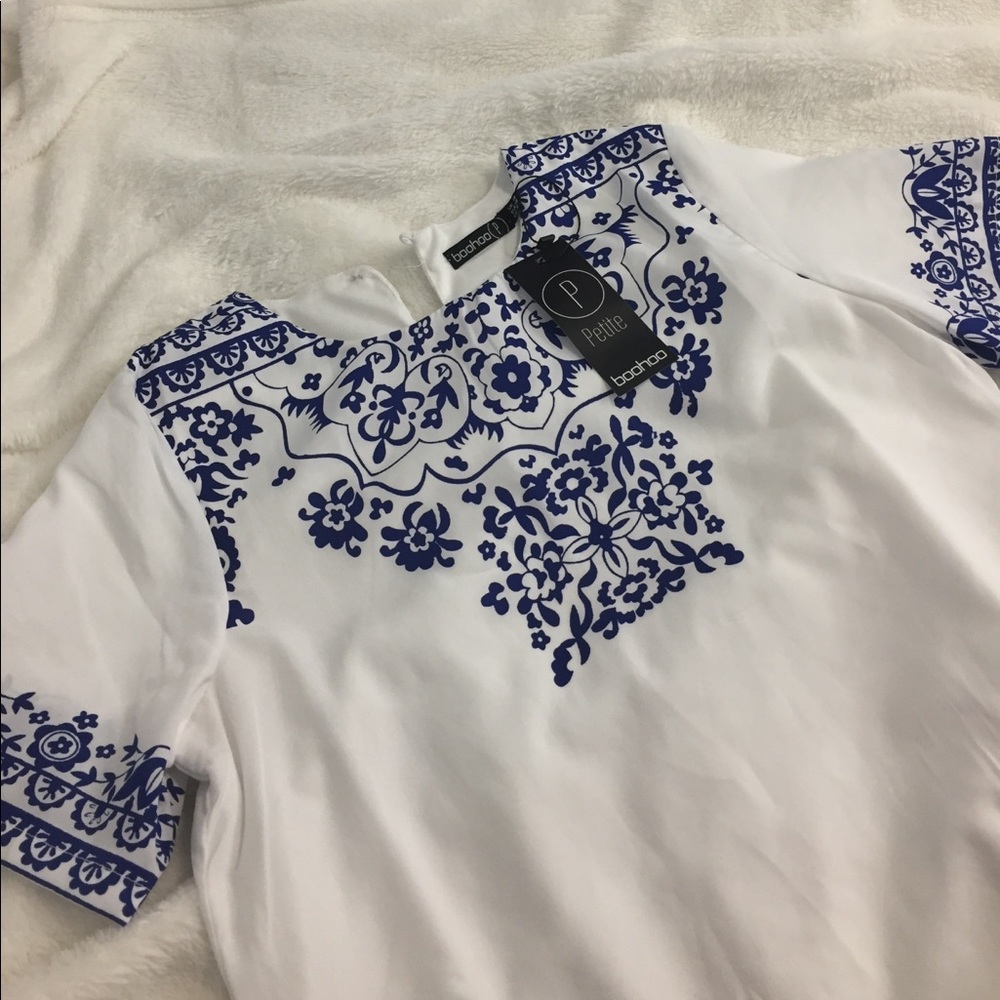 Boohoo petite shift dress