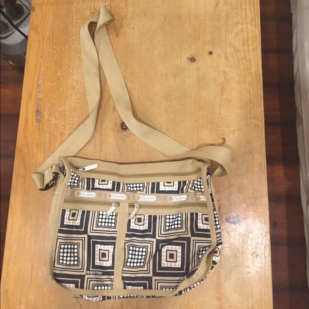 LeSportsac cross body purse