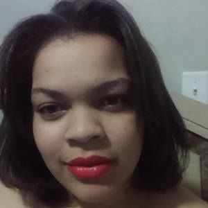 Meet your Posher, Kendra