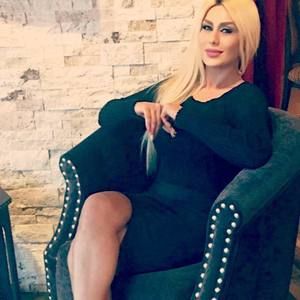 Meet your Posher, Maryam