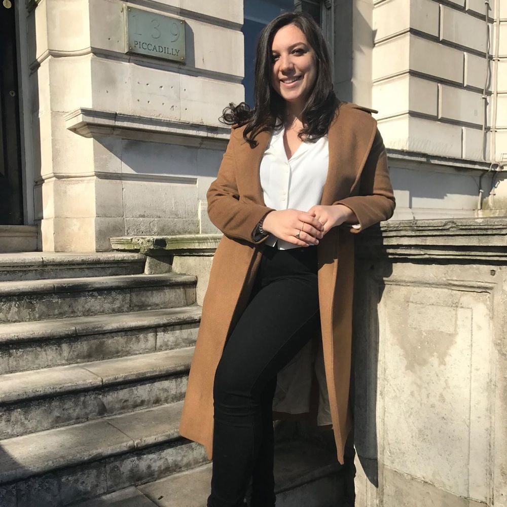 Meet your Posher, Lauren