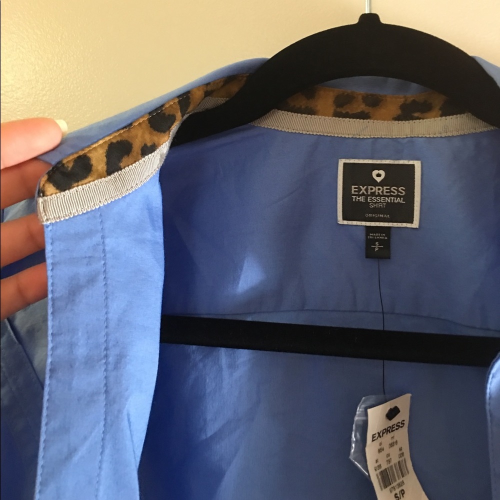 Express Essential shirt - Picture 3 of 8