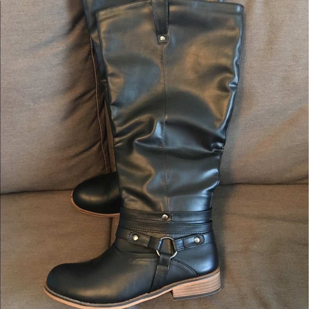 Brand new black wide calf boots size 9