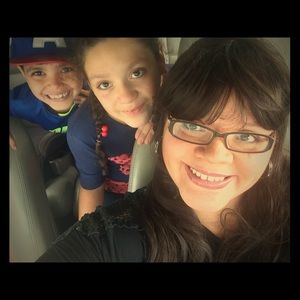 Meet your Posher, Joy