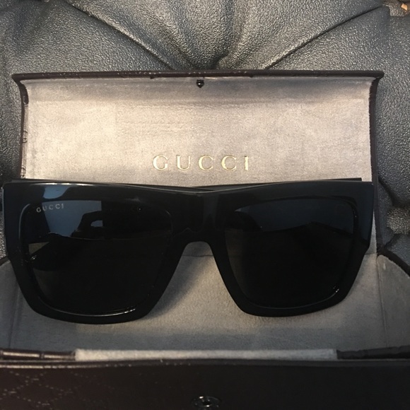 Gucci Sunglasses 😎 - Picture 2 of 8