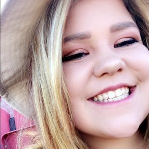 Meet your Posher, Rayni