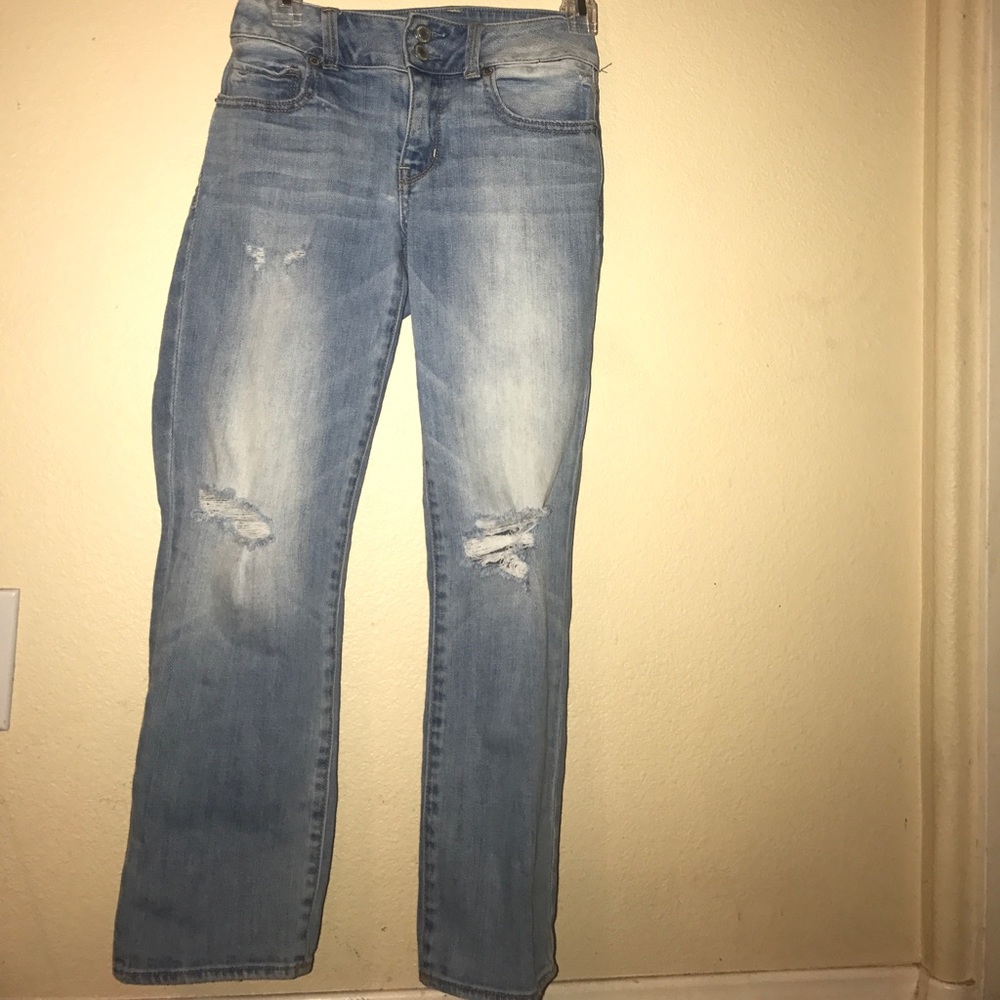 AMERICAN EAGLE CROPPED JEANS