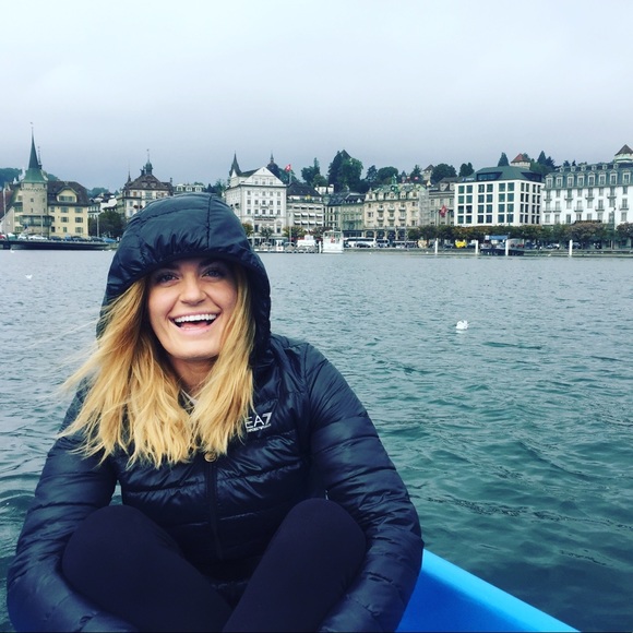 Meet your Posher, Ally - Picture 3 of 3