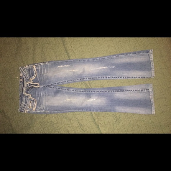 MISS ME'S! - Picture 4 of 5