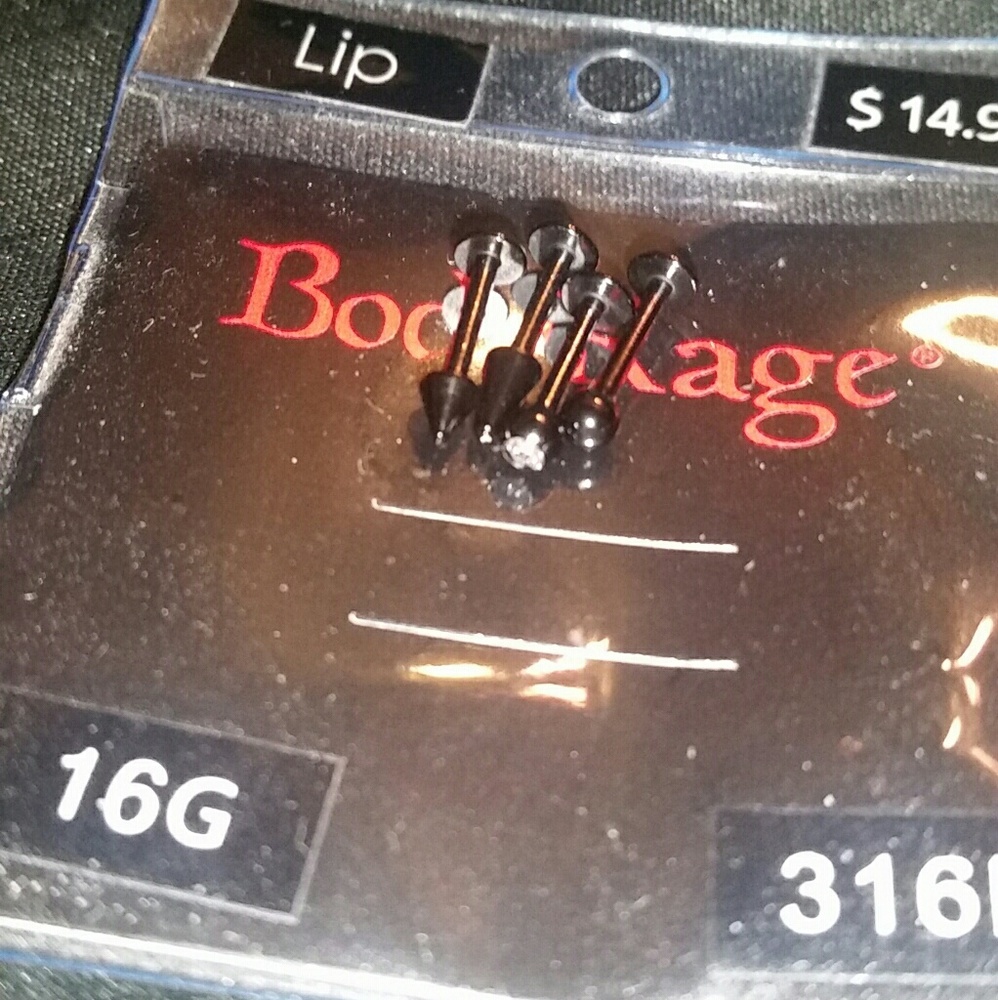 Body Rage 16G lip studs NEVER WORN