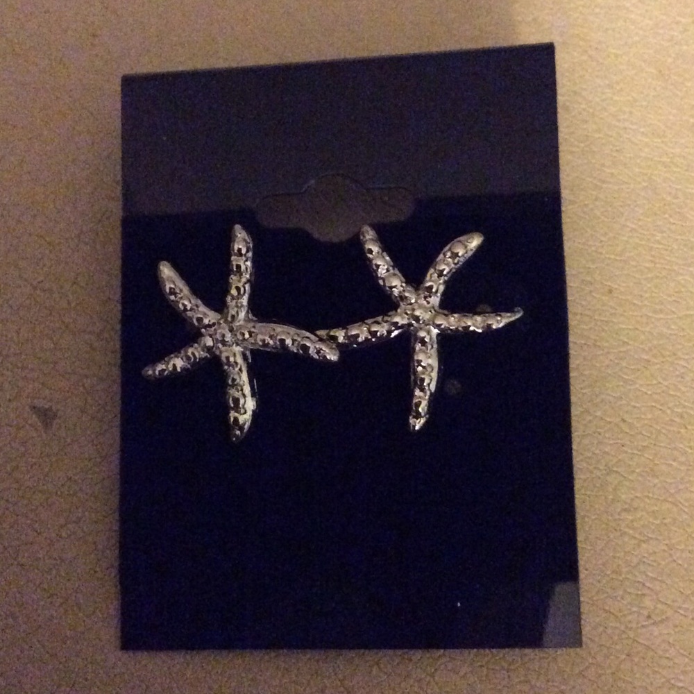 COASTAL CHIC STARFISH STUD EARRINGS NWT
