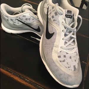 Nike Flex Trainers