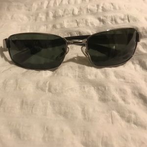 Excellent condition no scratch