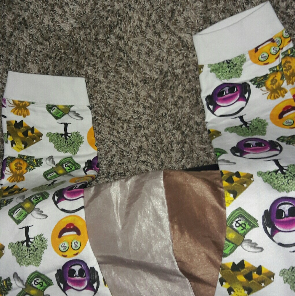 Jogger's - Picture 3 of 3