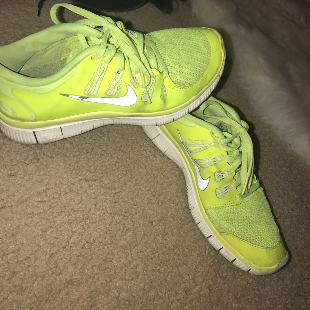 NIKE FREE RUN 5.0 | Neon Green | SIZE 7
