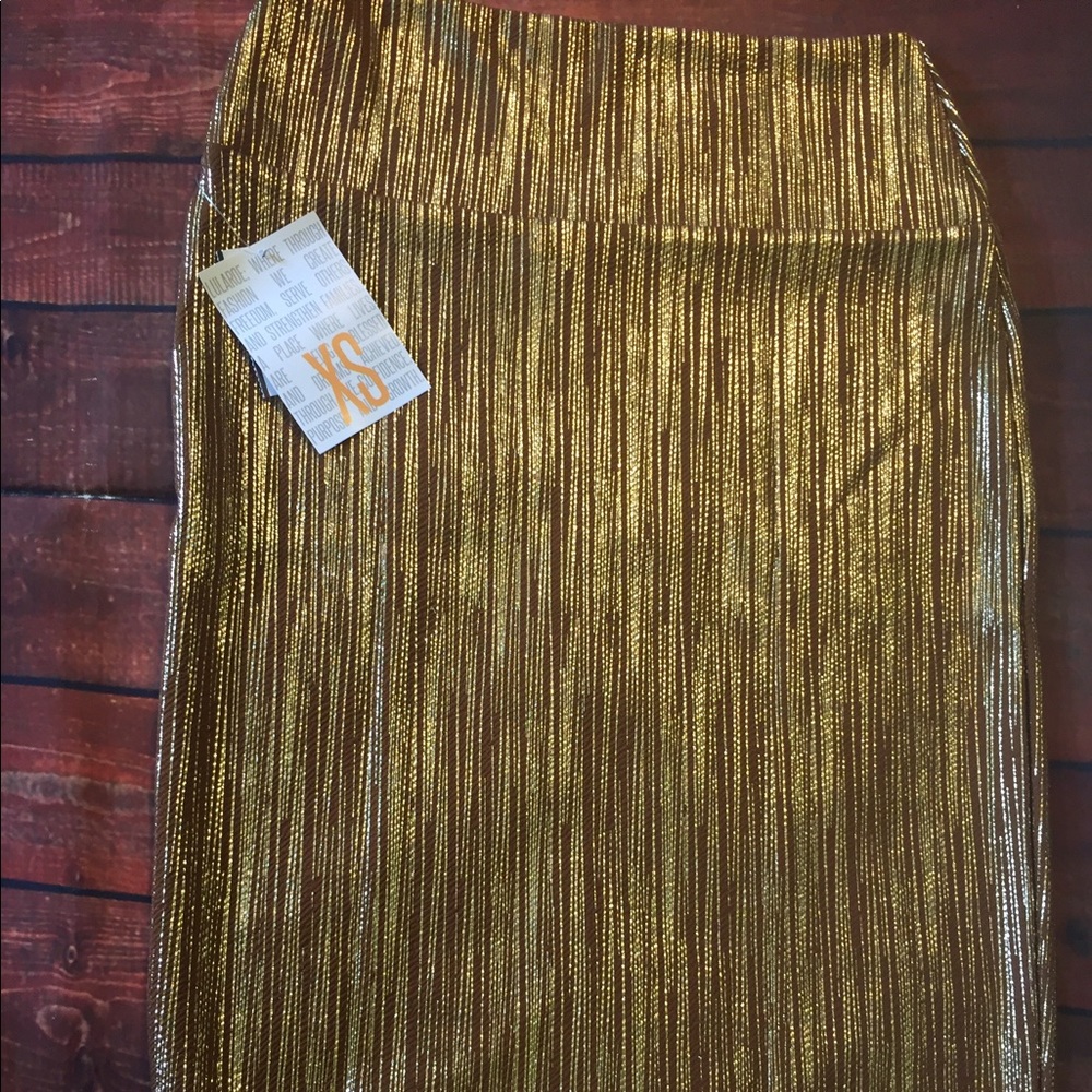 LuLaRoe Cassie (3 sizes)