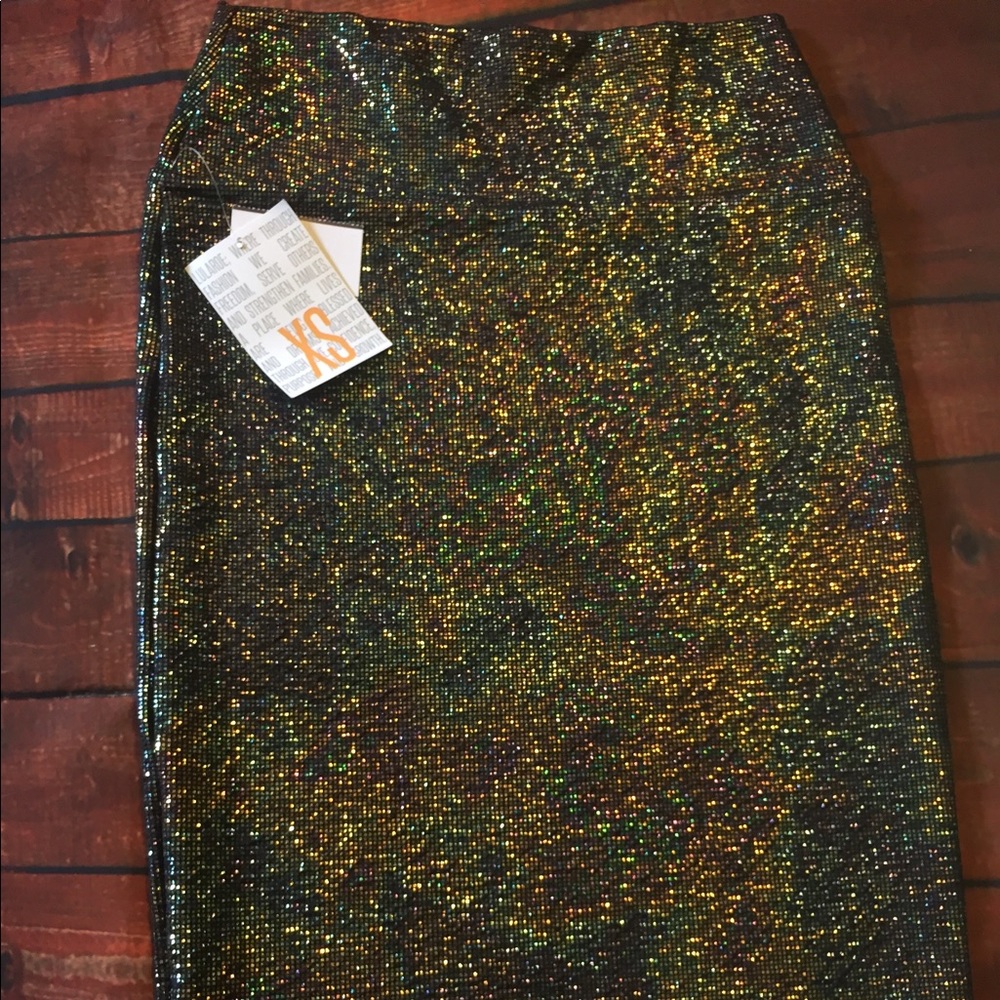 LuLaRoe Elegant Cassie - XS