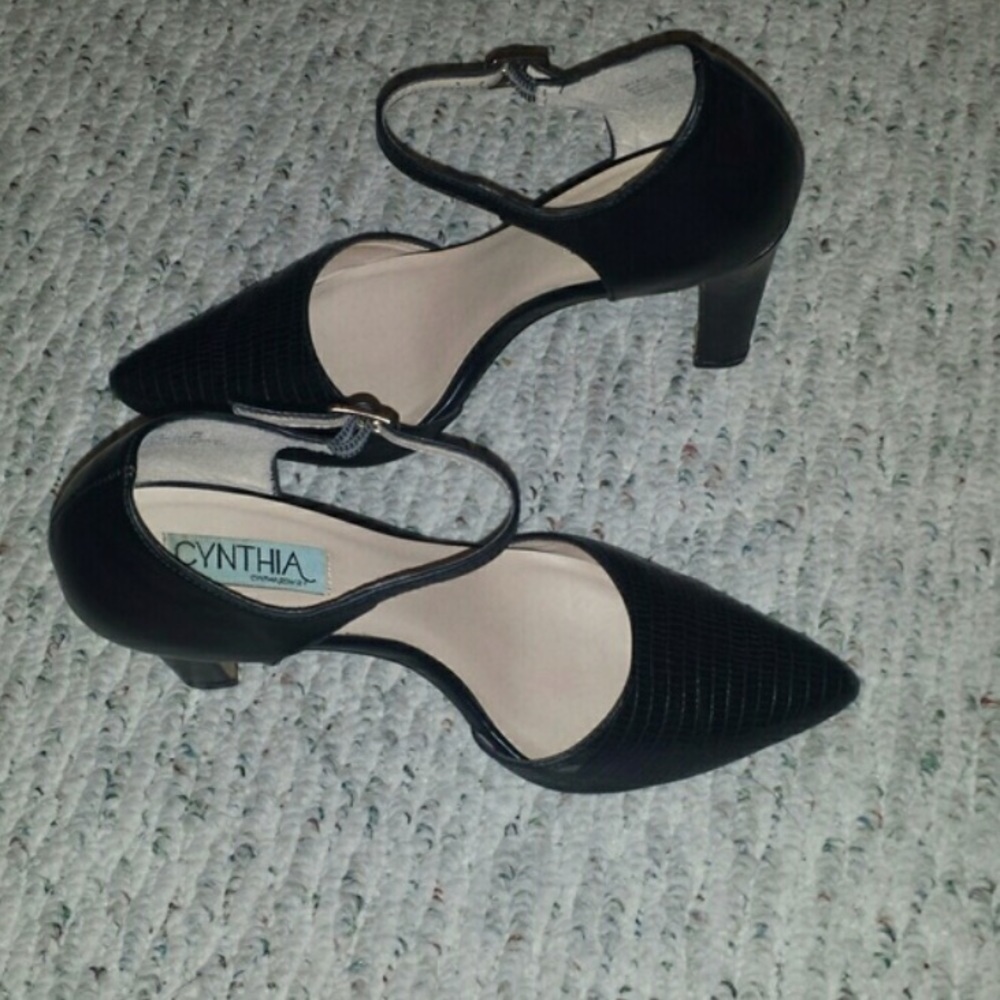 Black Cynthia Rowley Heels