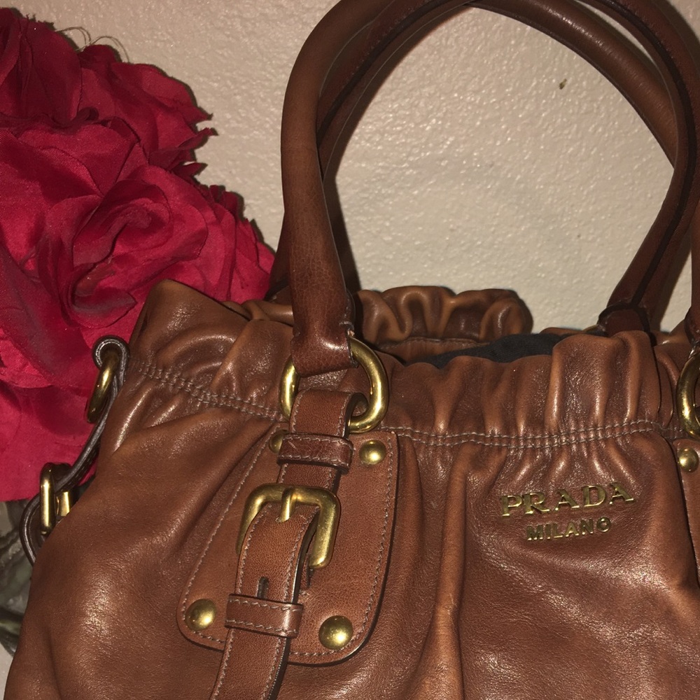 PRADA LEATHER PURSE