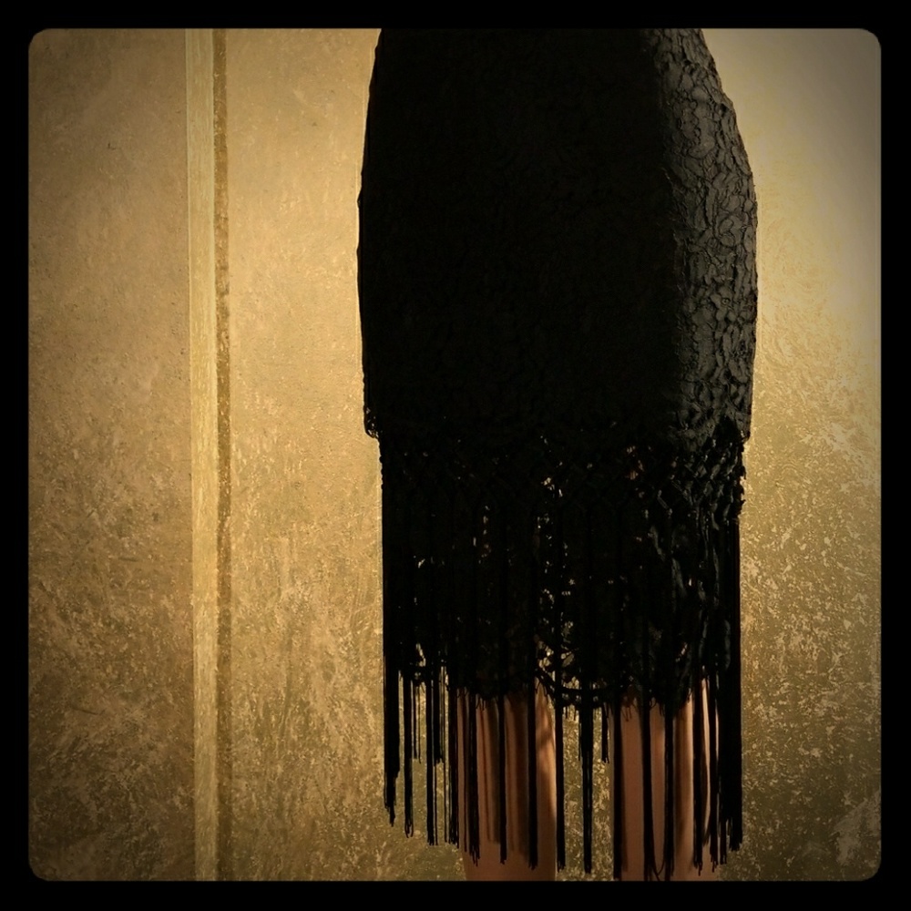 Bloomingdale's Black 3-layer Fringe & Lace Skirt