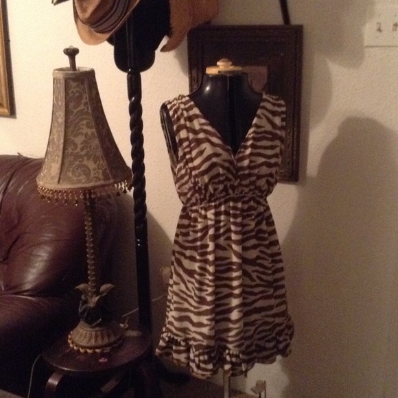 La Roc dress - Picture 1 of 5