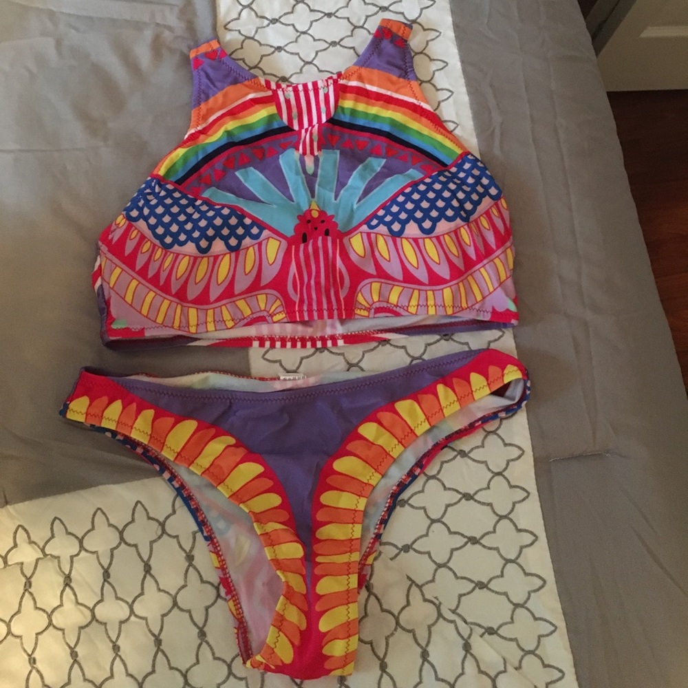 BRAND NEW NEVER WORN SheIn Rainbow bathing suit