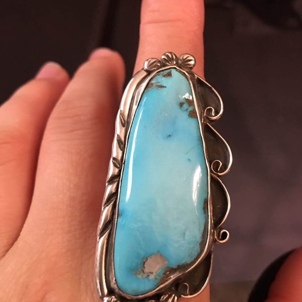 🍀 SOLD🍀Vintage Sterling blue turquoise ring