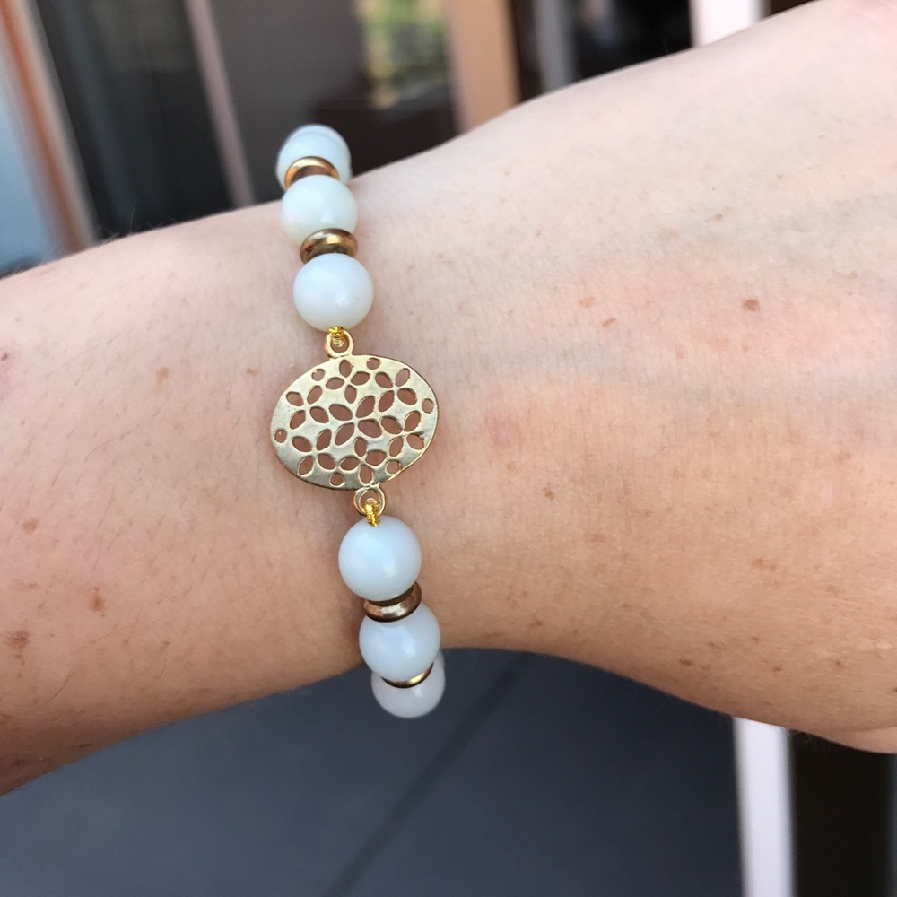 Agate Beaded Bracelet - Picture 6 of 8