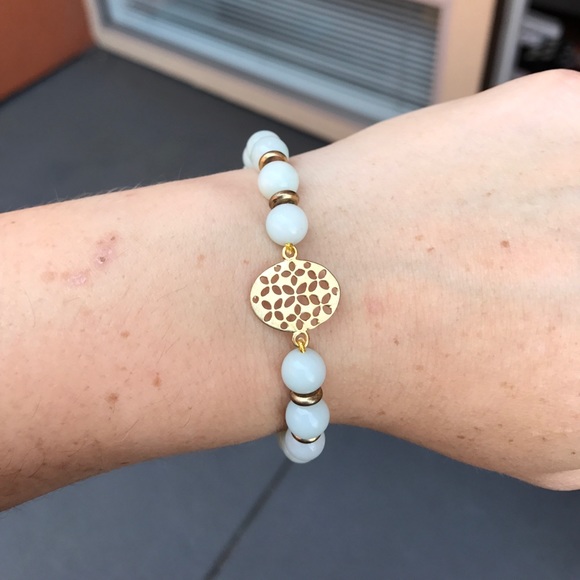 Agate Beaded Bracelet - Picture 3 of 8