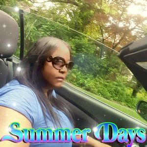 Meet your Posher, Iris