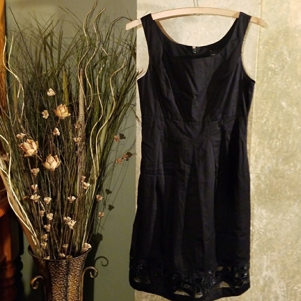 NWOT Max and Cloe Black Dress w/Cut-outs